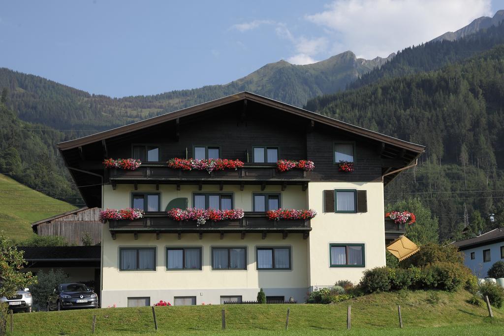 Pension Bergblick Hotel Kaprun Exterior photo